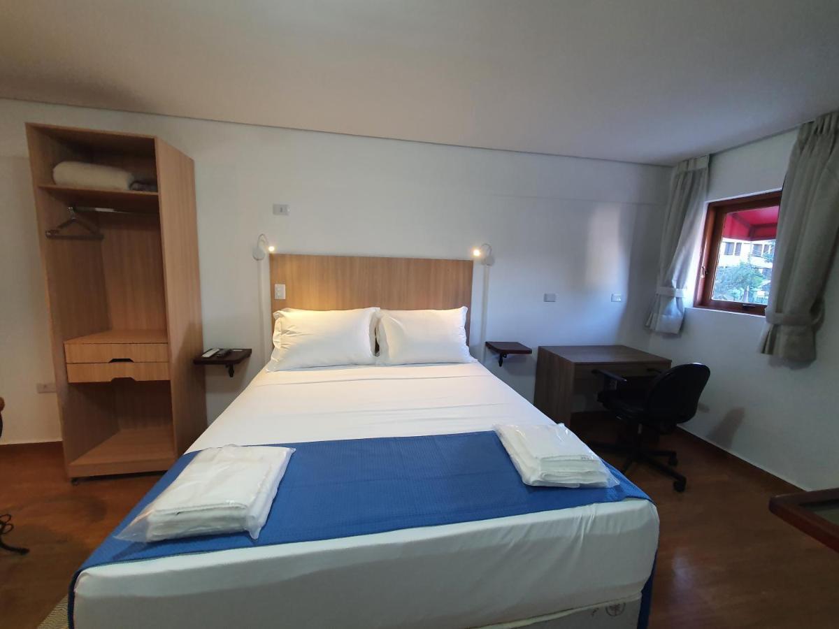 Hotel Chalet Monet - Granja Vianna コチア エクステリア 写真